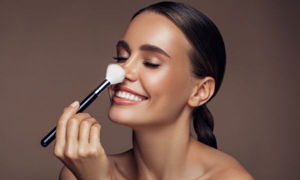 How to Contour Your Face for Beginners: 6 Simple Steps